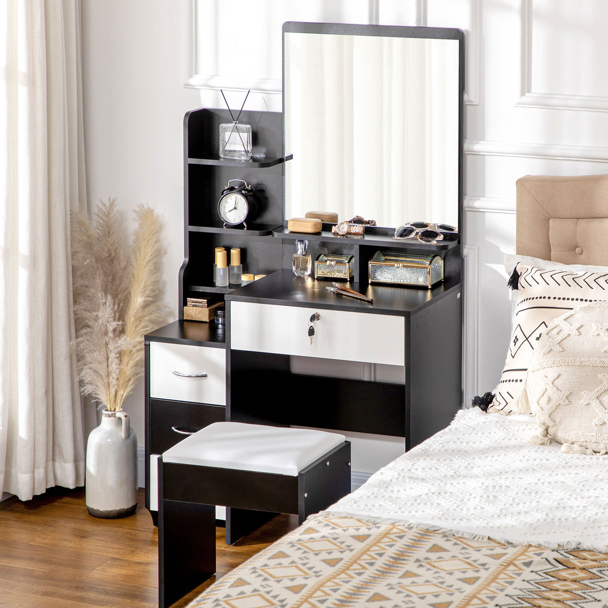 Ensemble de coiffeuse table de maquillage avec tabouret rembourré grand miroir + plusieurs étagères ouvertes + 4 tiroirs blanc noir