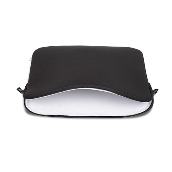 Housse MacBook Pro 16 Basics ²Life Noir/Blanc