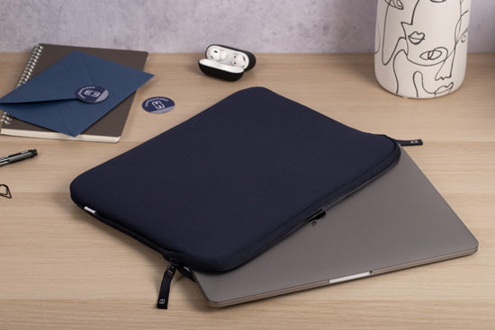 Housse MacBook Air 15 Basics ²Life Bleu/Blanc