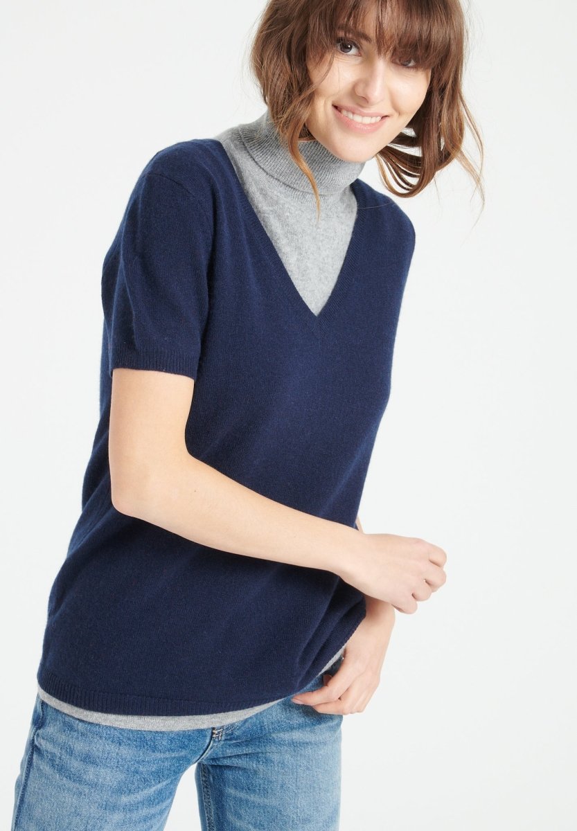 T-shirt col V femme en cachemire bleu marine - LILLY 14