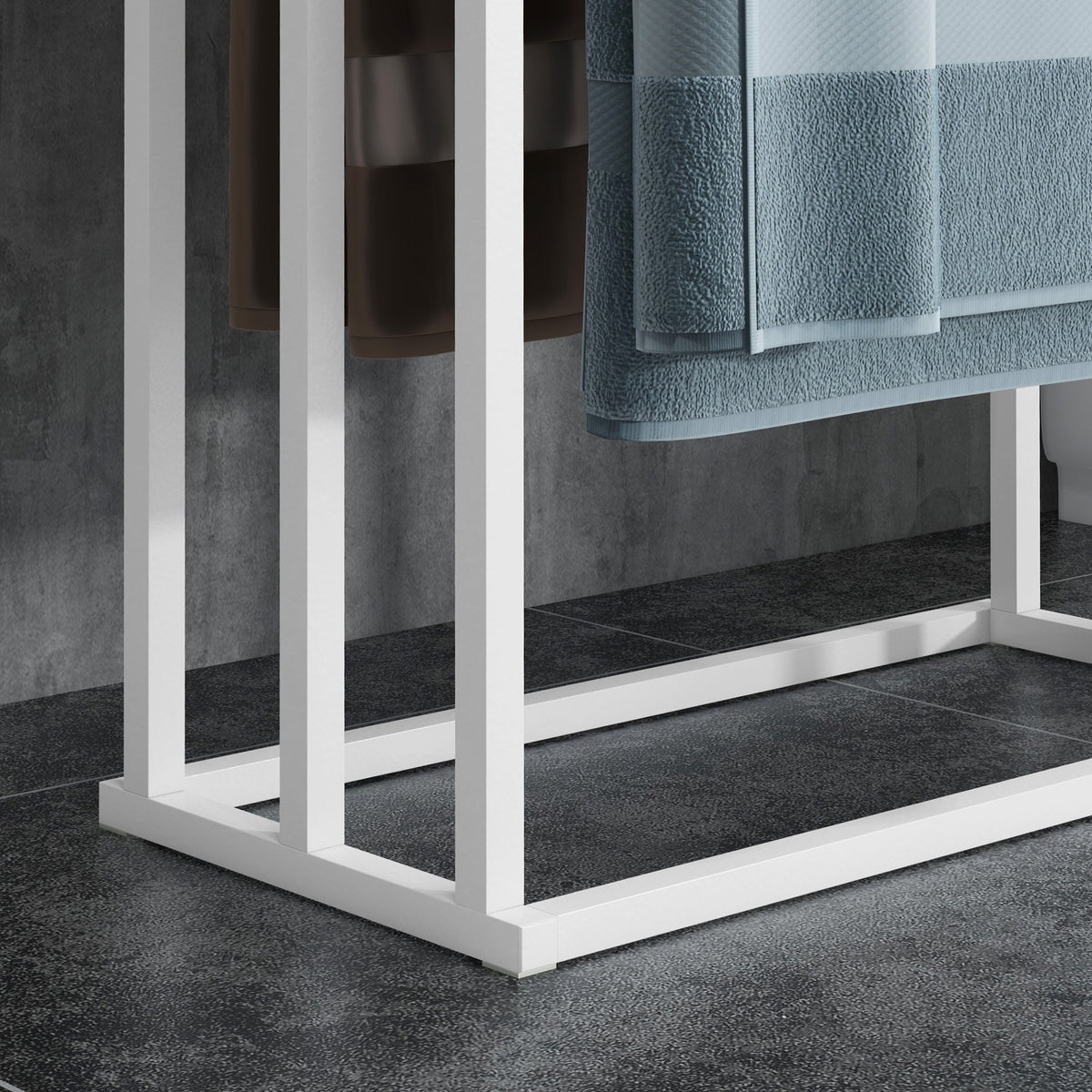 Porte-serviettes en bambou et acier sur pieds avec 3 barres support pour serviette 45 x 22,5 x 86 cm blanc et naturel